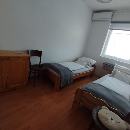 Var-Lak Apartman Balatonfuzfo Exterior foto