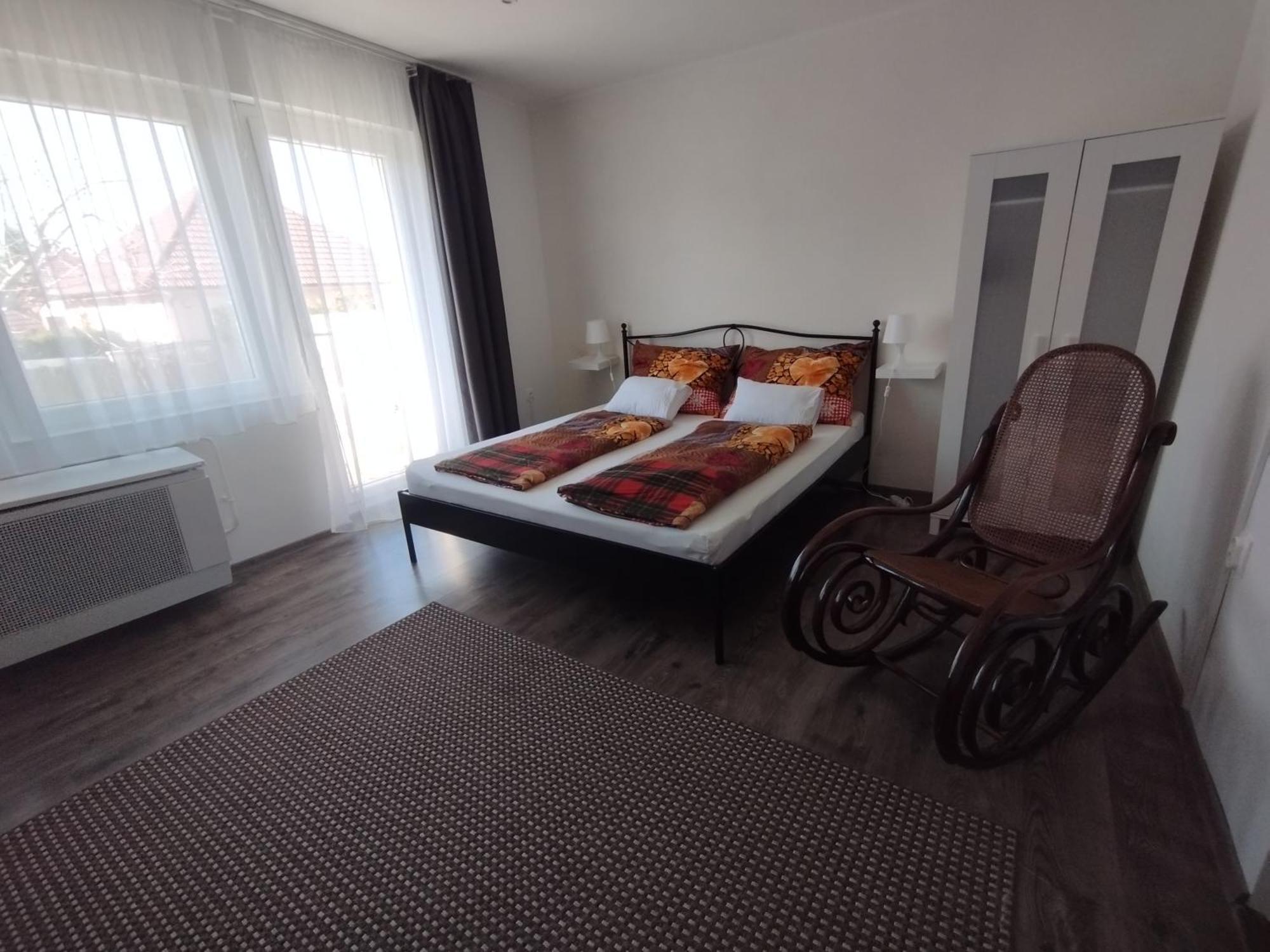 Var-Lak Apartman Balatonfuzfo Exterior foto